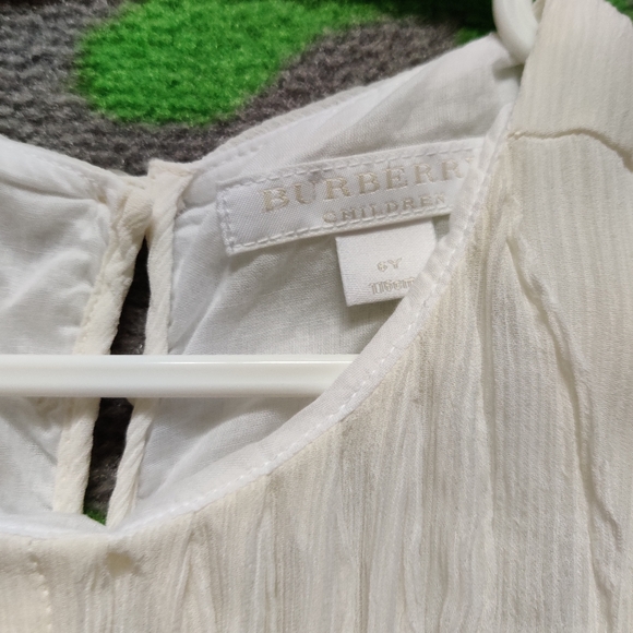 Kids Burberry - Picture 2 of 3